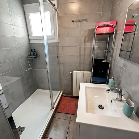 T2 Proche Du Centre-ville Lägenhet